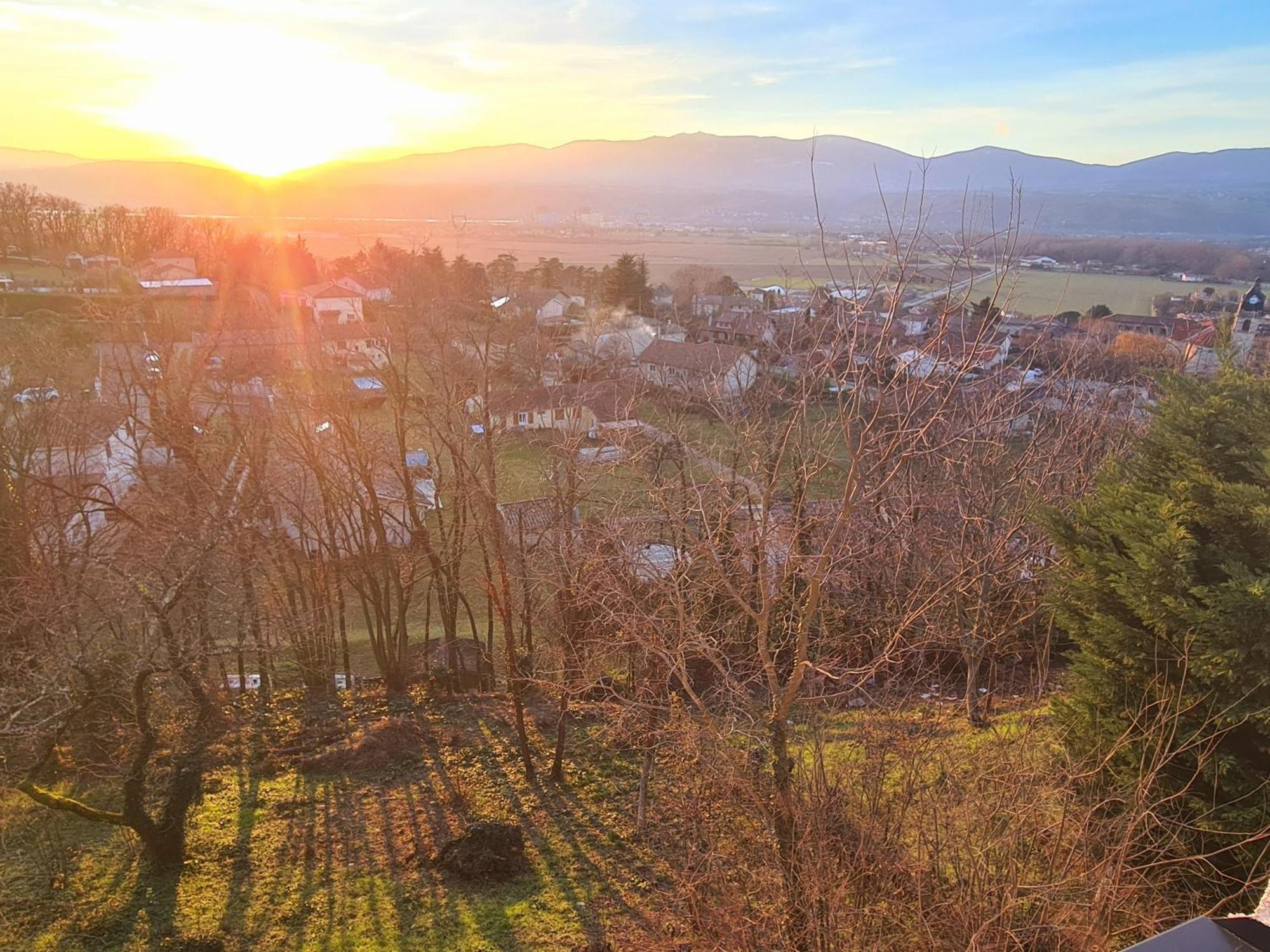 Gite De 70M² Avec Vue Sur Le Massif Du Pilat Clonas-sur-Vareze Εξωτερικό φωτογραφία