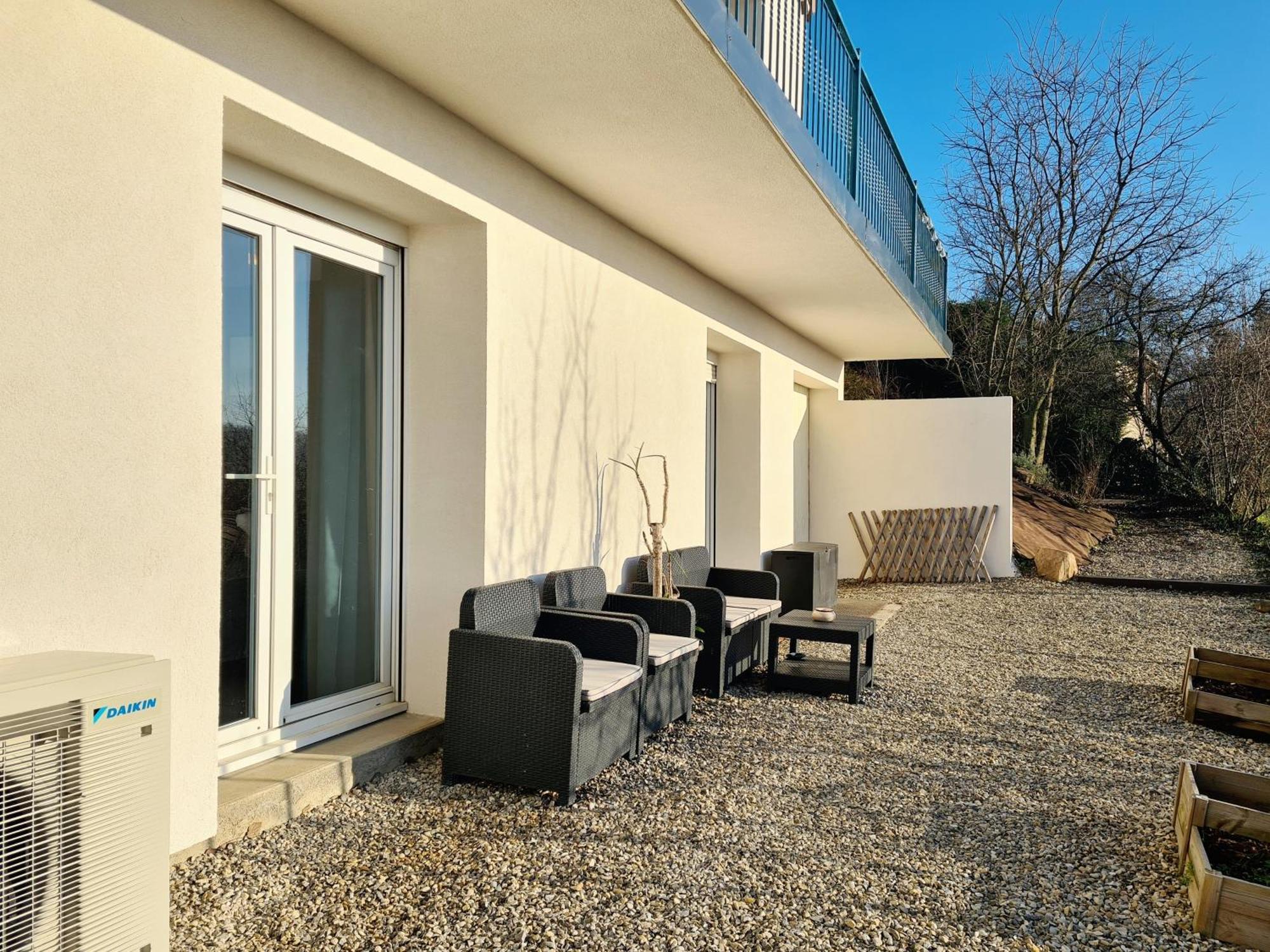 Gite De 70M² Avec Vue Sur Le Massif Du Pilat Clonas-sur-Vareze Εξωτερικό φωτογραφία